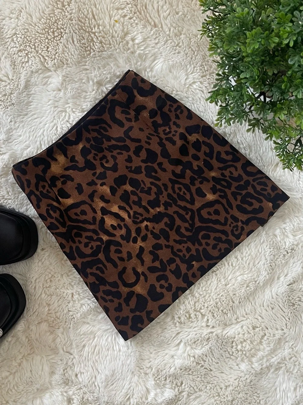 Reformation Cheetah Leopard Print Mini Skirt – Size 2